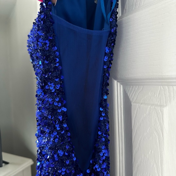 Ladivine prom dress - Picture 5 of 11